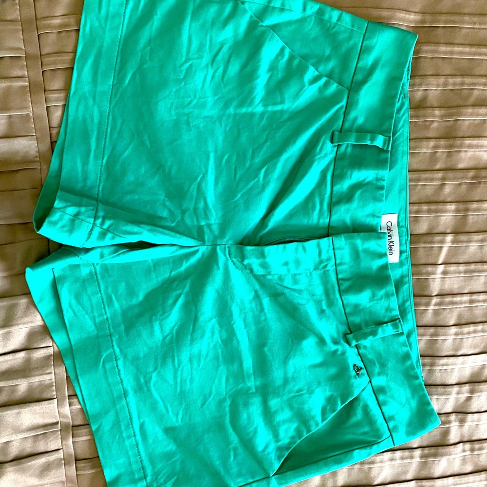 Green cute shorts
